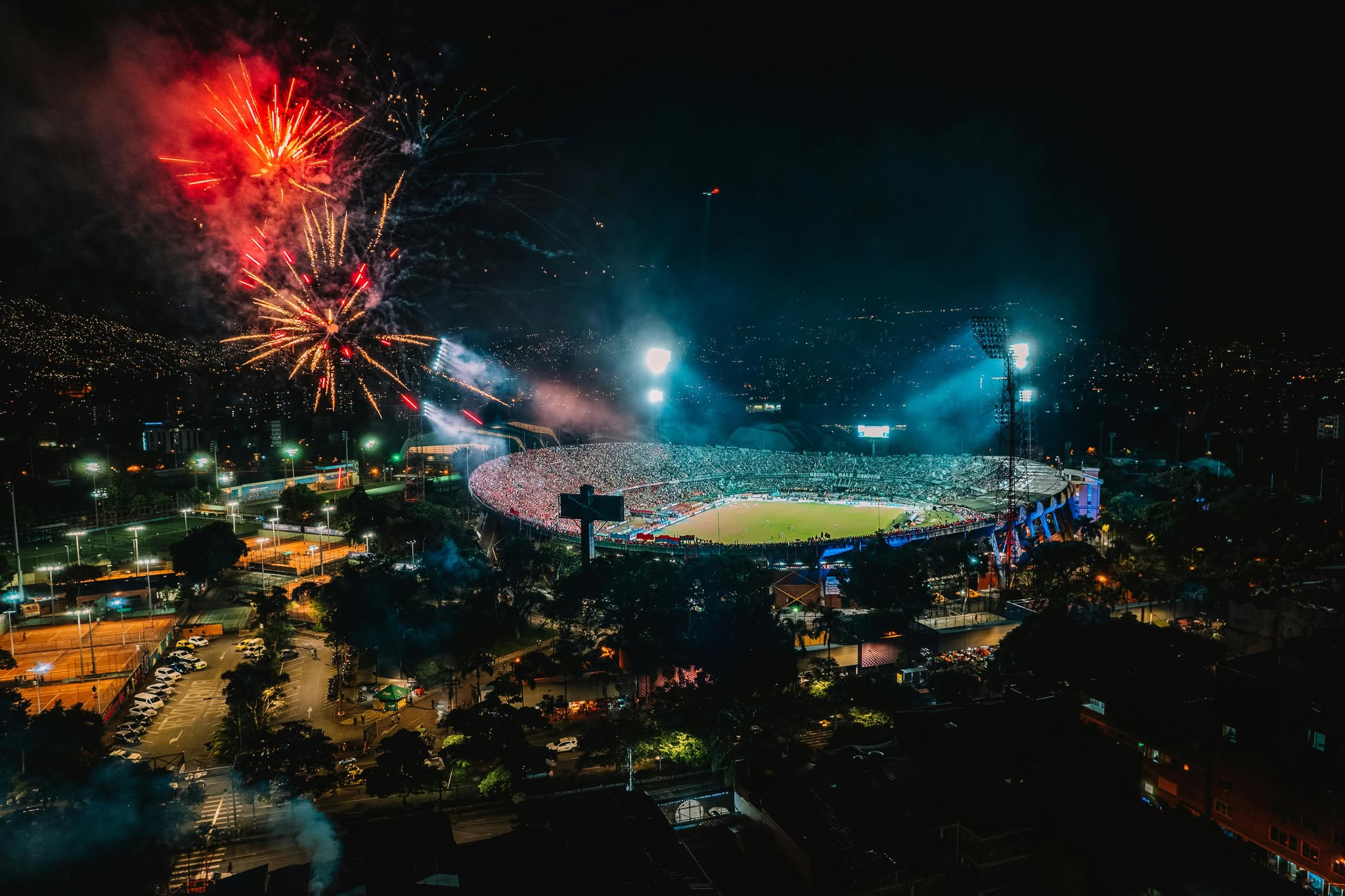 hotel cerca del Estadio Atanasio Girardot para conciertos en Medellín y eventos musicales